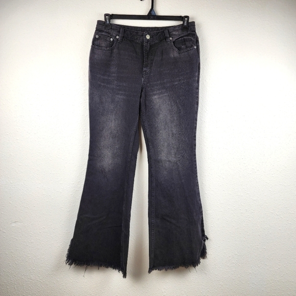 Free People High-Rise Distressed Raw Hem Boho Style Wide Flare Jeans Size 6 / 8 - Picture 1 of 7